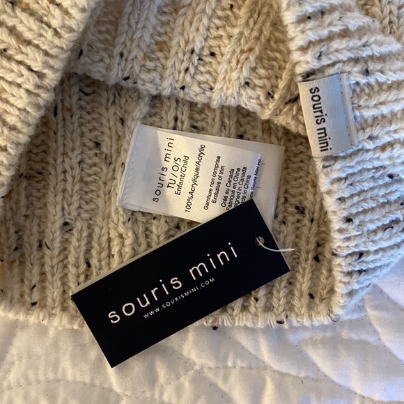 SOLD - NWT Cream Knitted Neck Warmer, child size - Picture 2 of 4